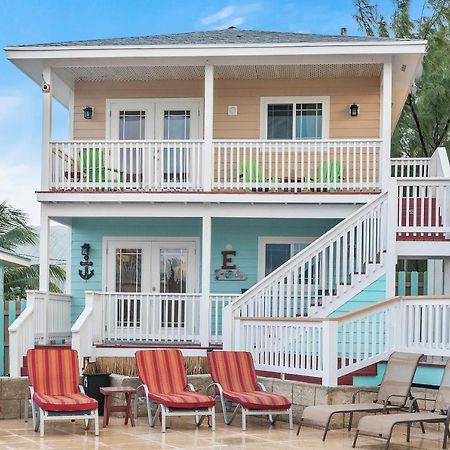 Embrace Resort Staniel Cay Exterior photo