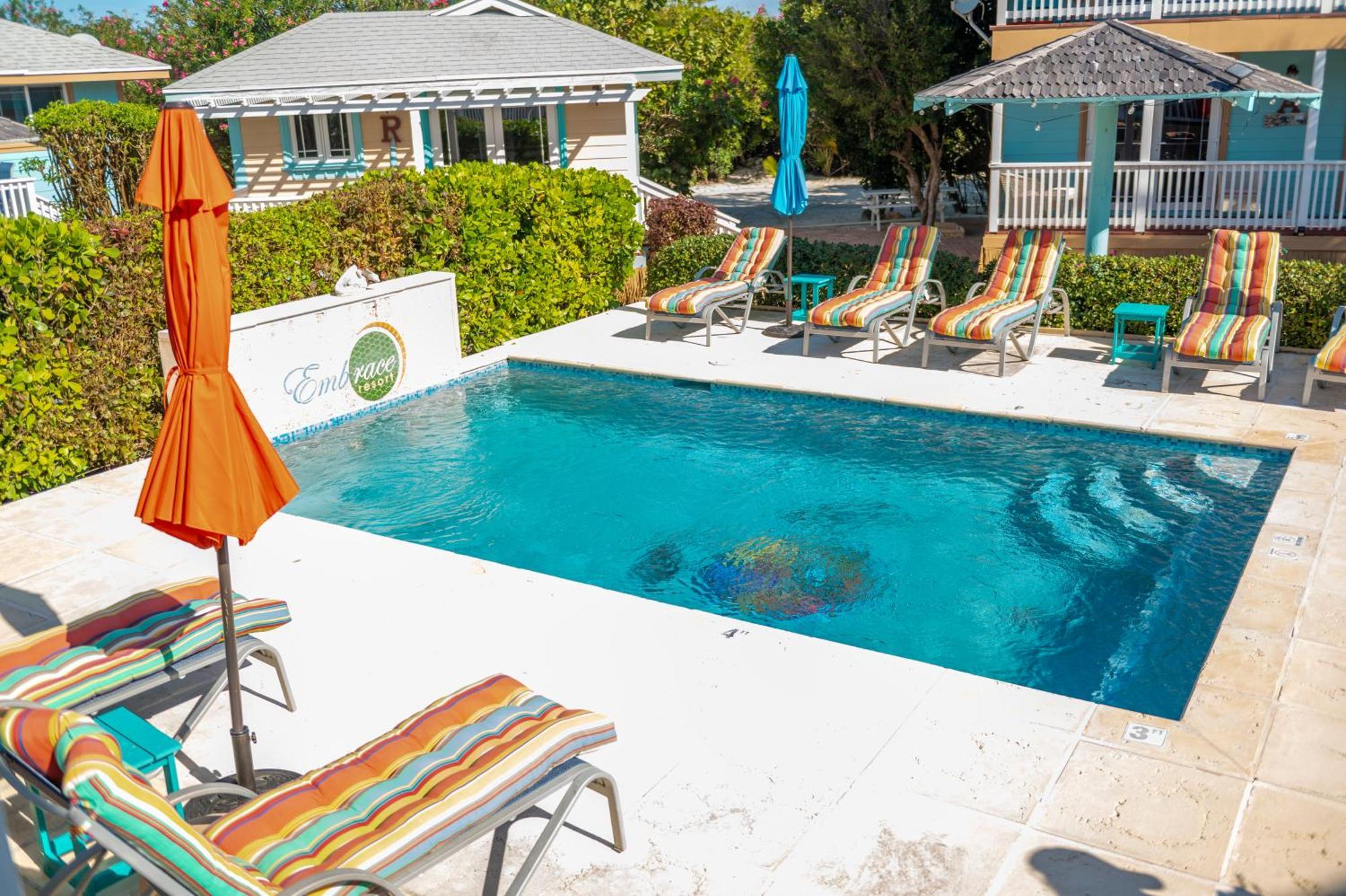 Embrace Resort Staniel Cay Exterior photo